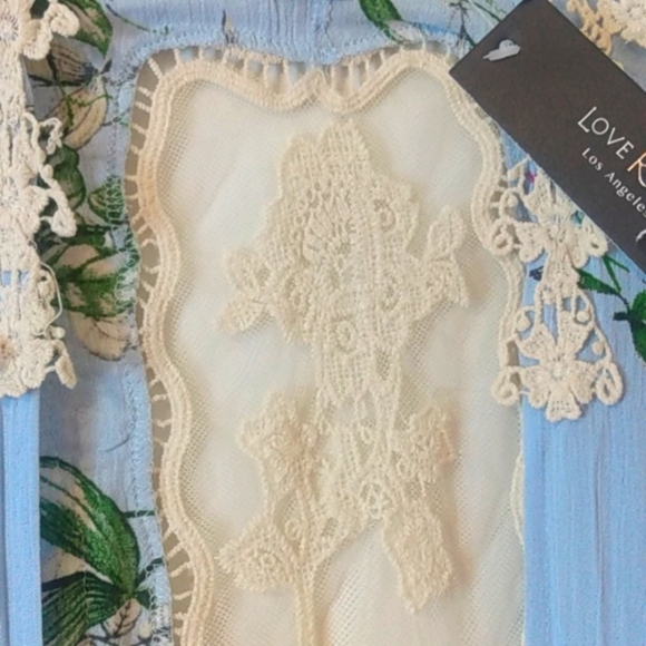 LOVE RYAN BLUE FLORAL CROCHET SMOCK DUSTER SWIMSUIT COVER-UP SIZE MEDIUM NWT - Picture 3 of 6